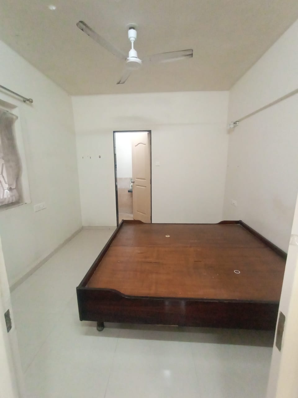 2 BHK Flat for Sale in Prabhadevi - Beach Tower